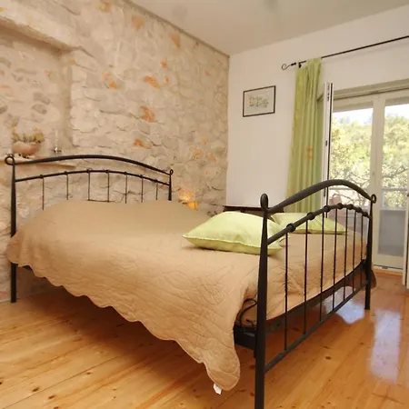 Karkavac - Scedro 8801d Apartamento