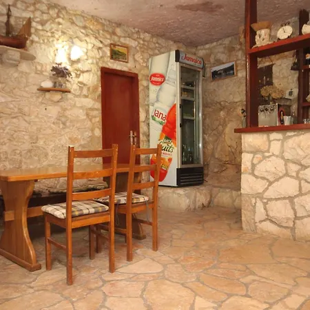 Karkavac - Scedro 8801d Apartamento *