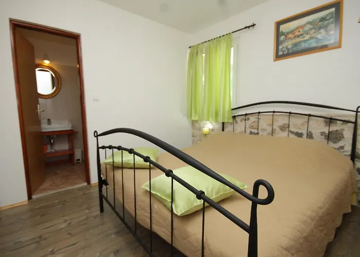 Karkavac - Scedro 8801d *