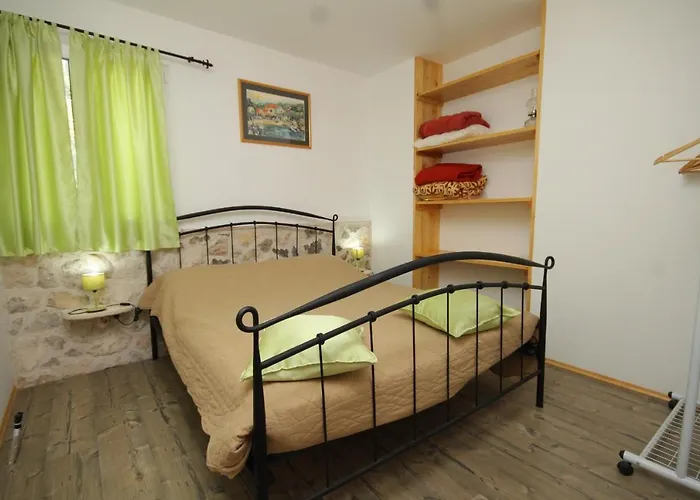 Karkavac - Scedro 8801d Apartament Jelsa (Hvar)